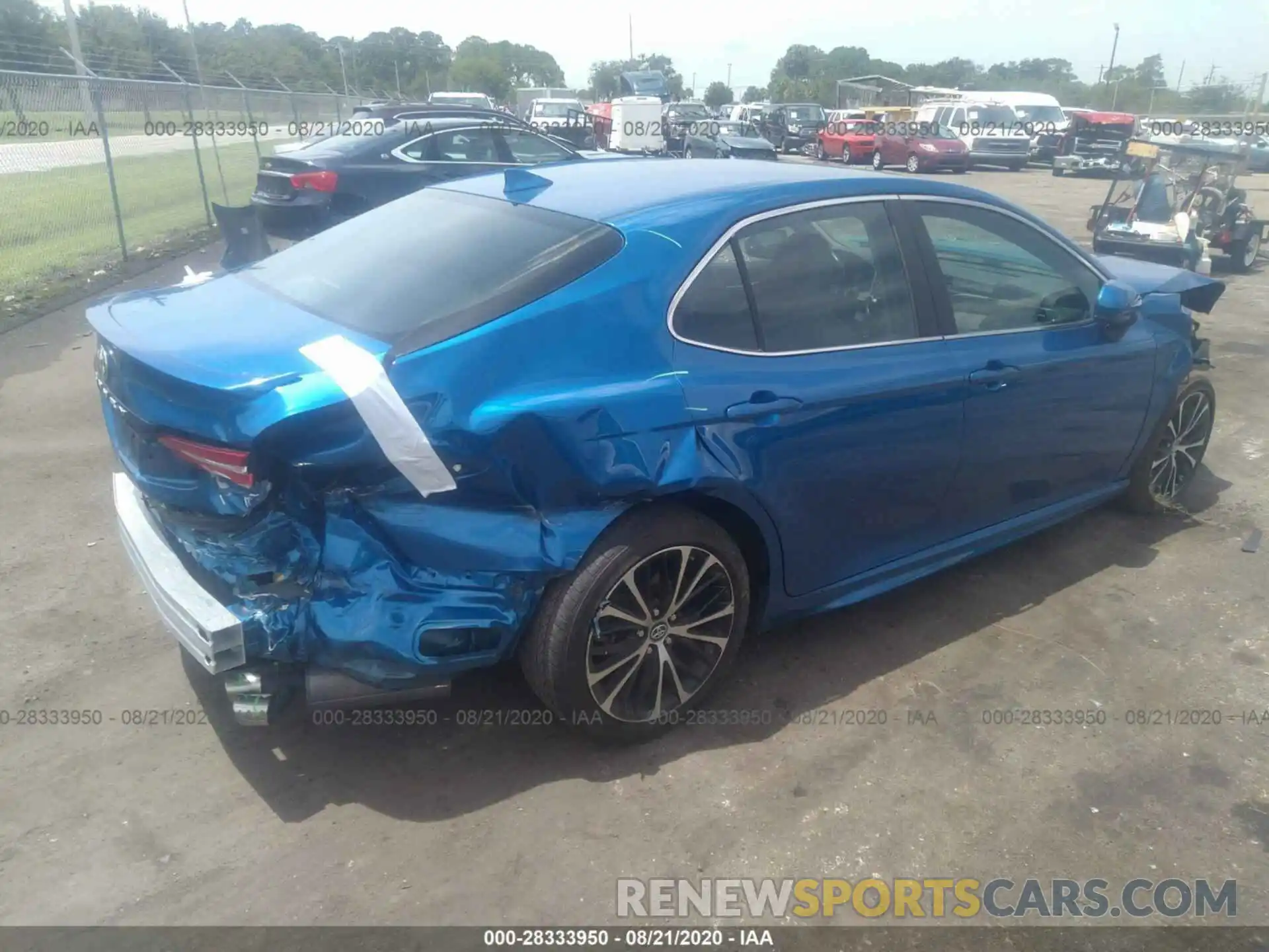 4 Photograph of a damaged car 4T1B11HK0KU182159 TOYOTA CAMRY 2019