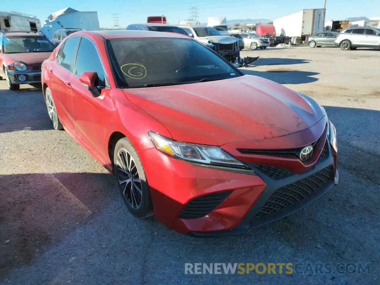 1 Photograph of a damaged car 4T1B11HK0KU183070 TOYOTA CAMRY 2019