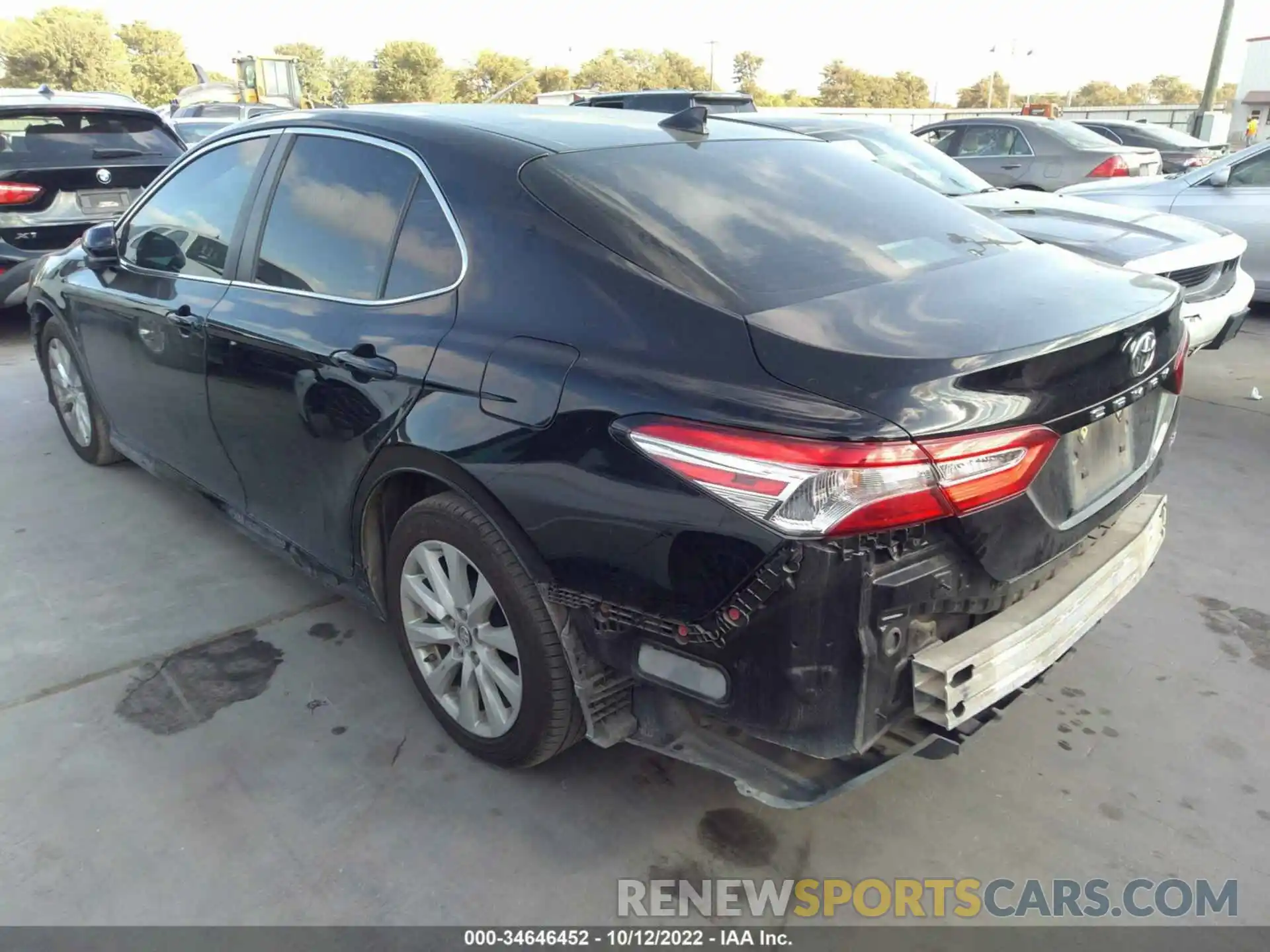 3 Photograph of a damaged car 4T1B11HK0KU183182 TOYOTA CAMRY 2019