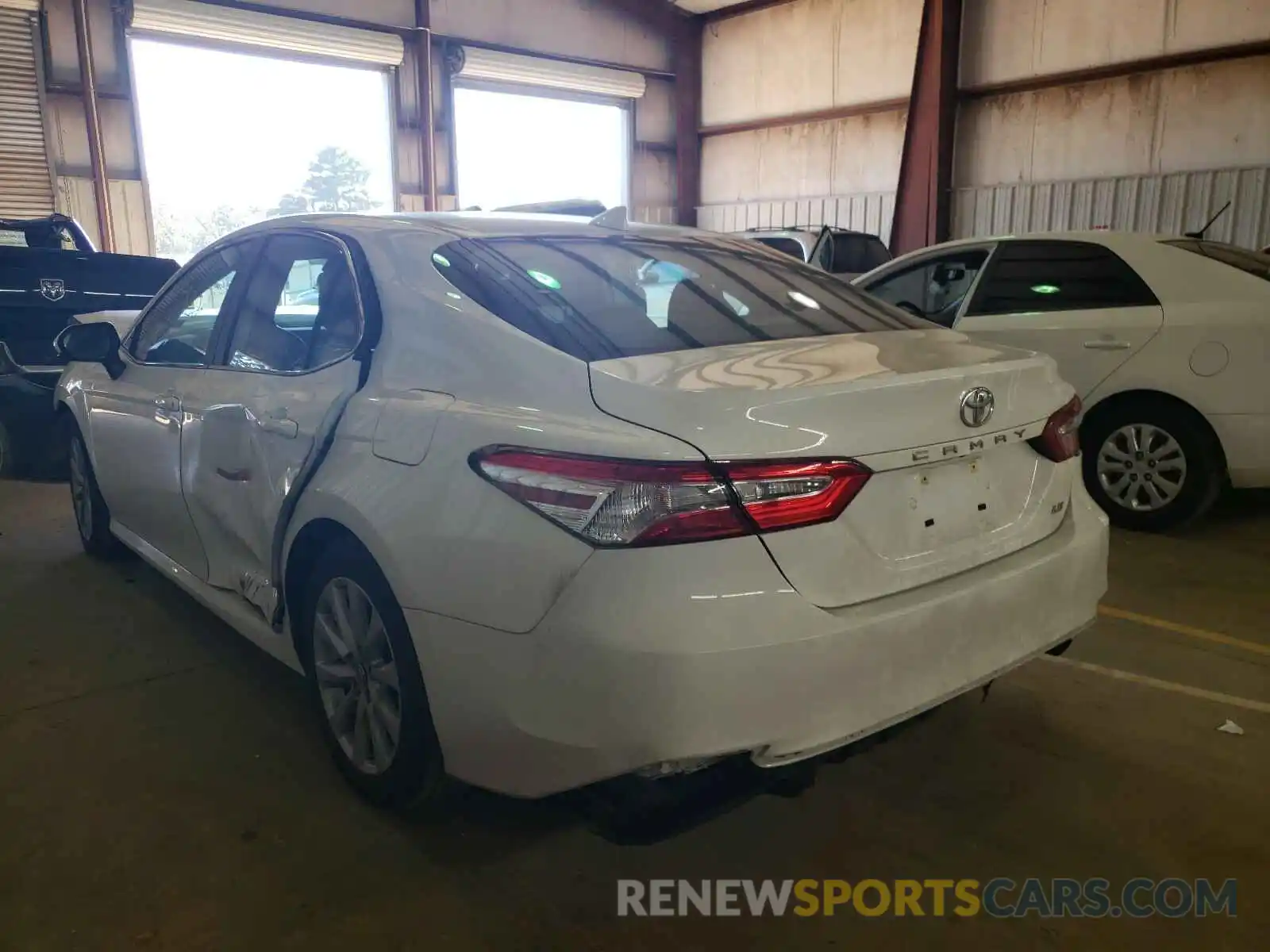 3 Photograph of a damaged car 4T1B11HK0KU183358 TOYOTA CAMRY 2019