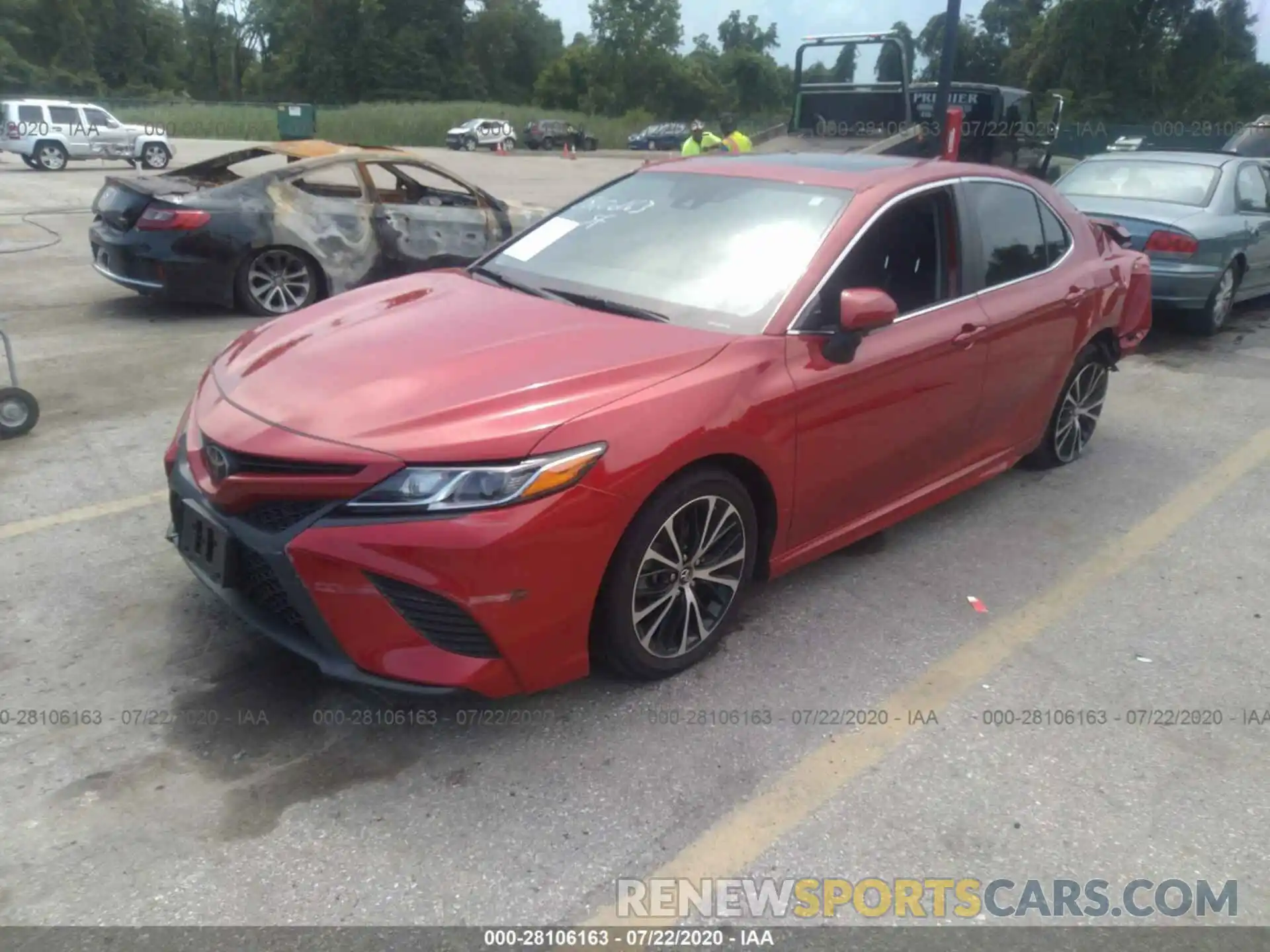 2 Photograph of a damaged car 4T1B11HK0KU185918 TOYOTA CAMRY 2019