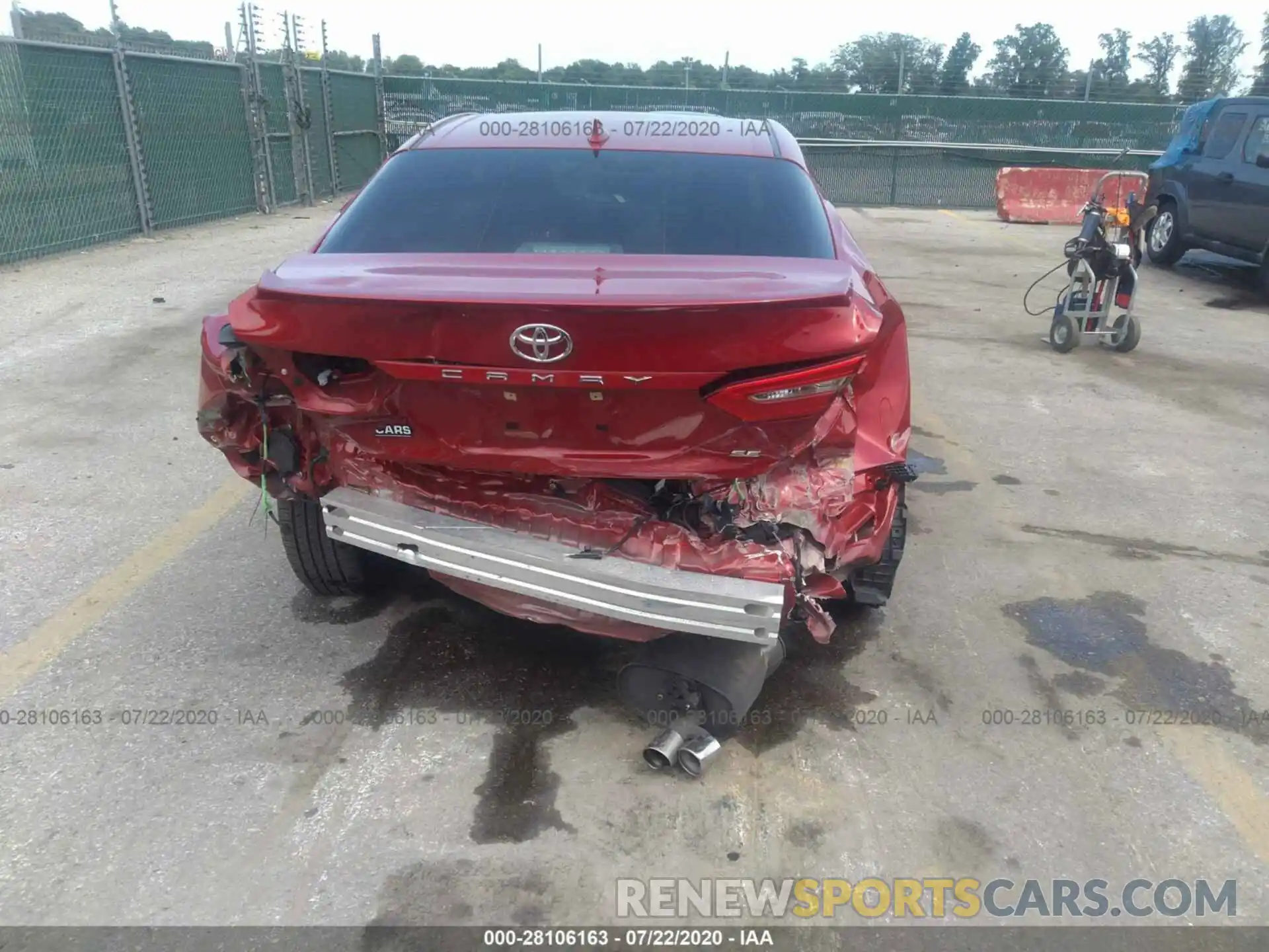 6 Photograph of a damaged car 4T1B11HK0KU185918 TOYOTA CAMRY 2019