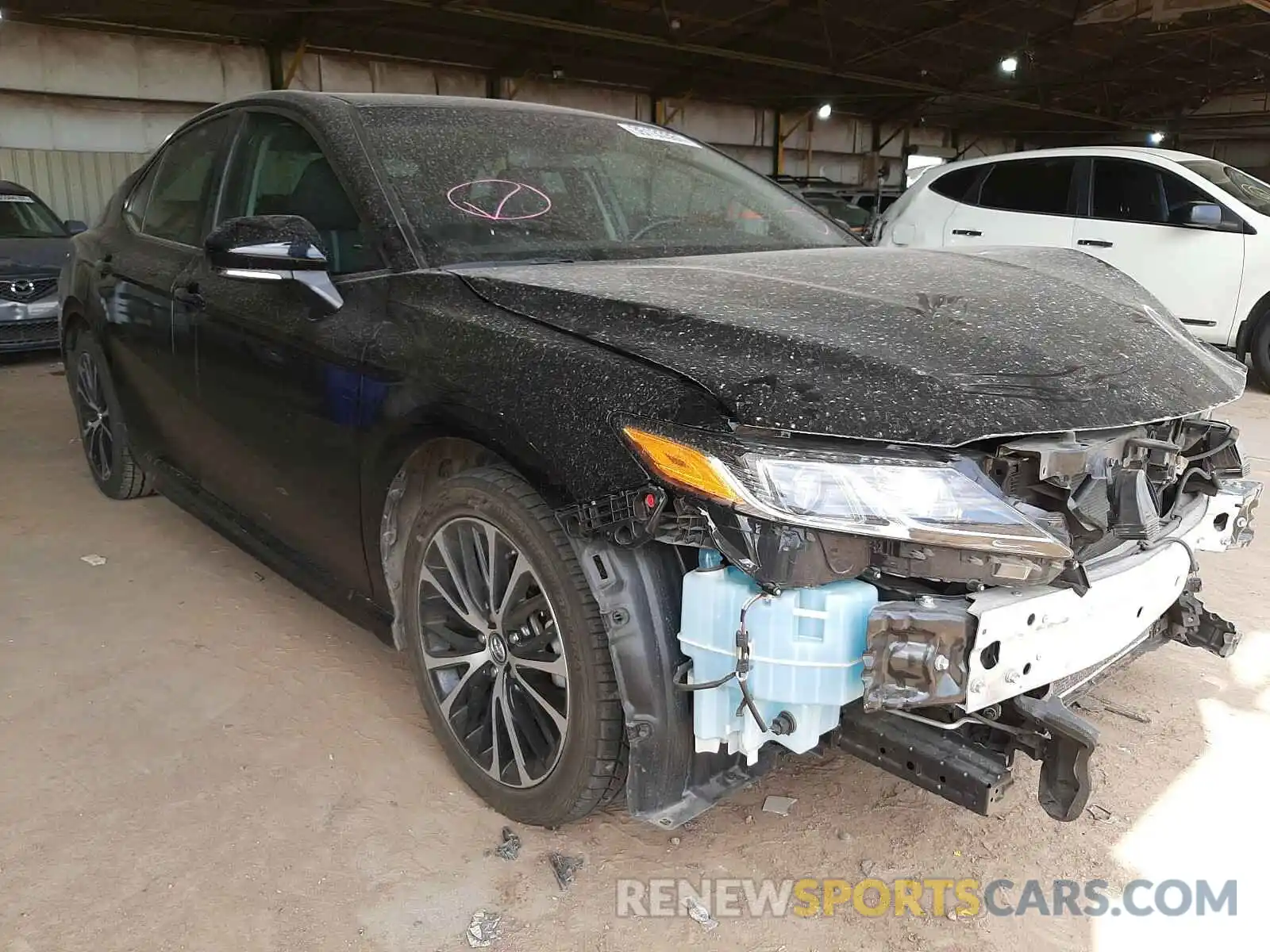 1 Photograph of a damaged car 4T1B11HK0KU188284 TOYOTA CAMRY 2019