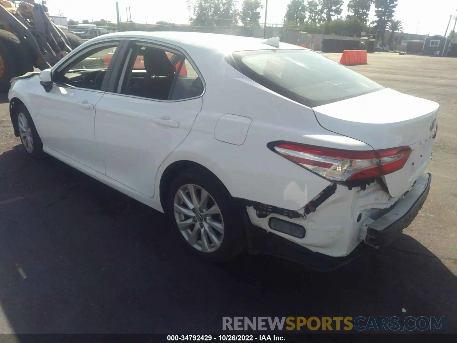 3 Photograph of a damaged car 4T1B11HK0KU192058 TOYOTA CAMRY 2019