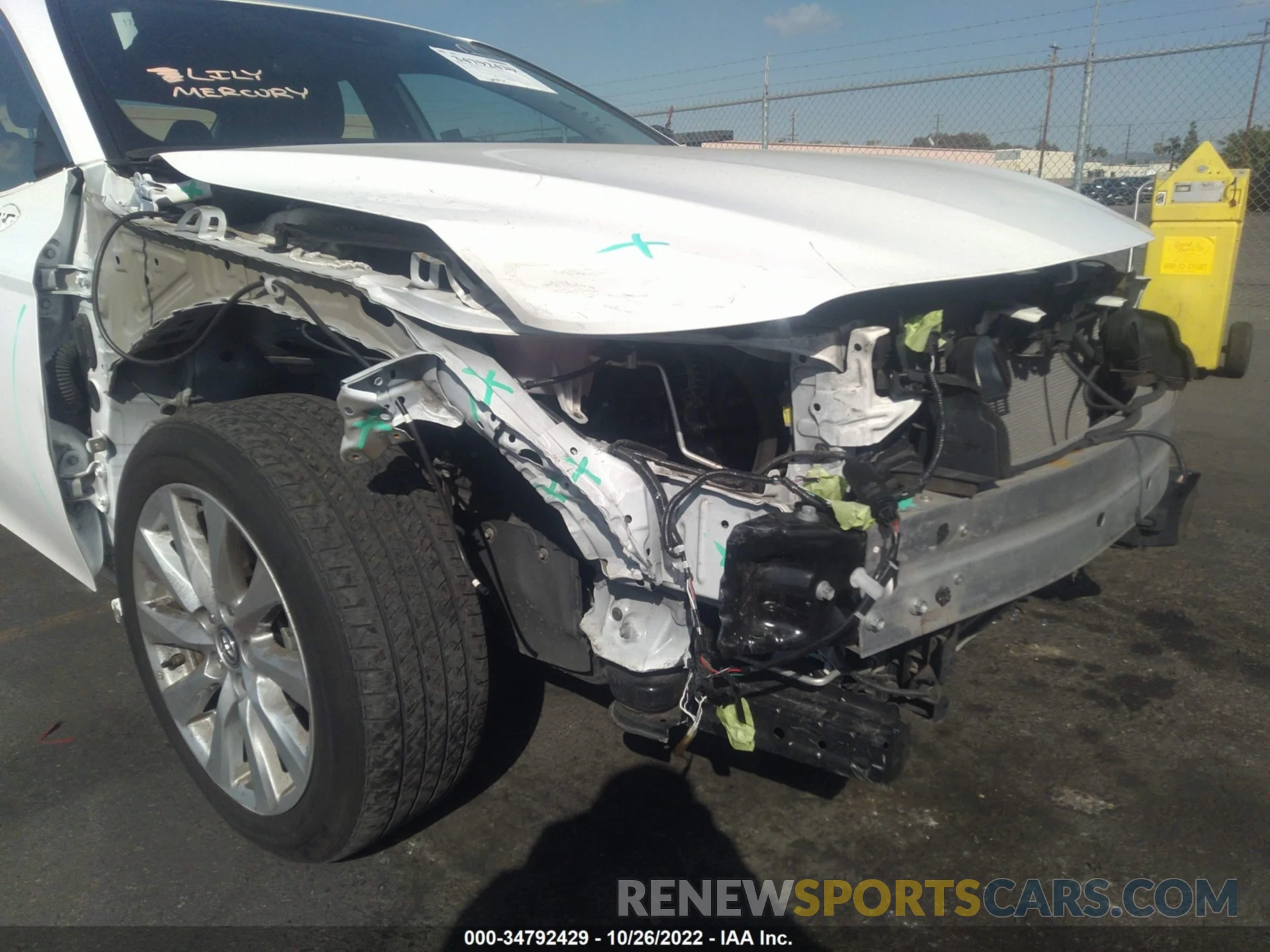 6 Photograph of a damaged car 4T1B11HK0KU192058 TOYOTA CAMRY 2019