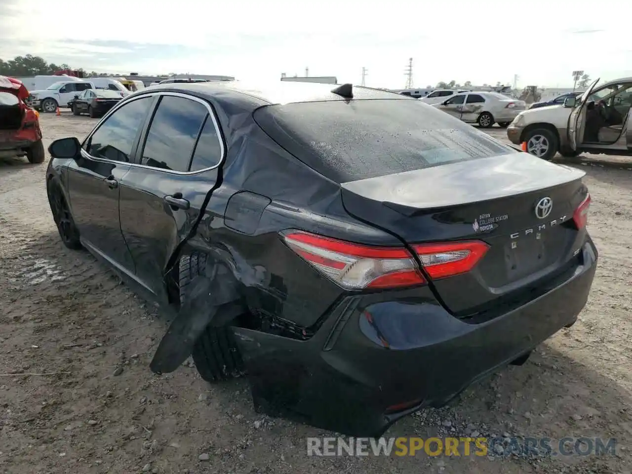 3 Photograph of a damaged car 4T1B11HK0KU192139 TOYOTA CAMRY 2019