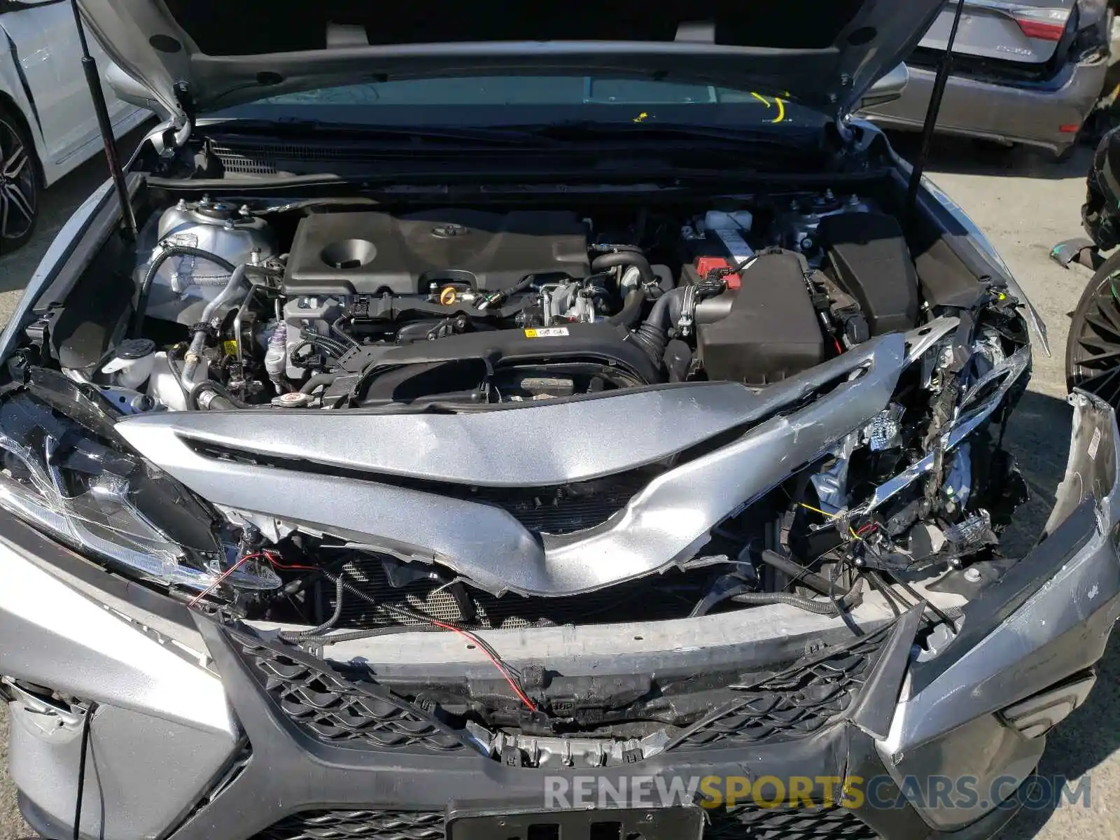 7 Photograph of a damaged car 4T1B11HK0KU198216 TOYOTA CAMRY 2019