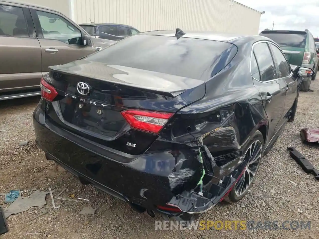 4 Photograph of a damaged car 4T1B11HK0KU199088 TOYOTA CAMRY 2019