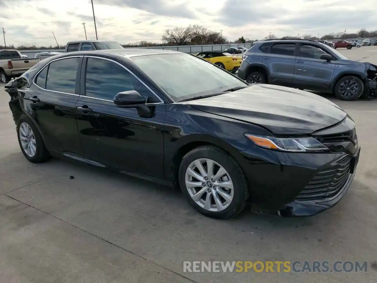 4 Photograph of a damaged car 4T1B11HK0KU202278 TOYOTA CAMRY 2019