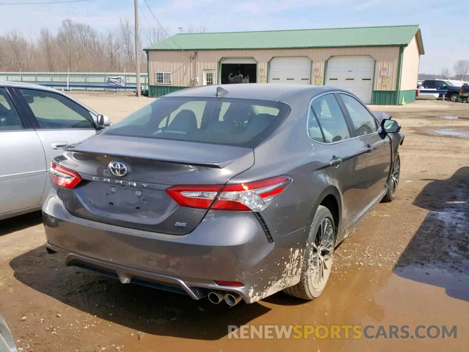 4 Photograph of a damaged car 4T1B11HK0KU203589 TOYOTA CAMRY 2019