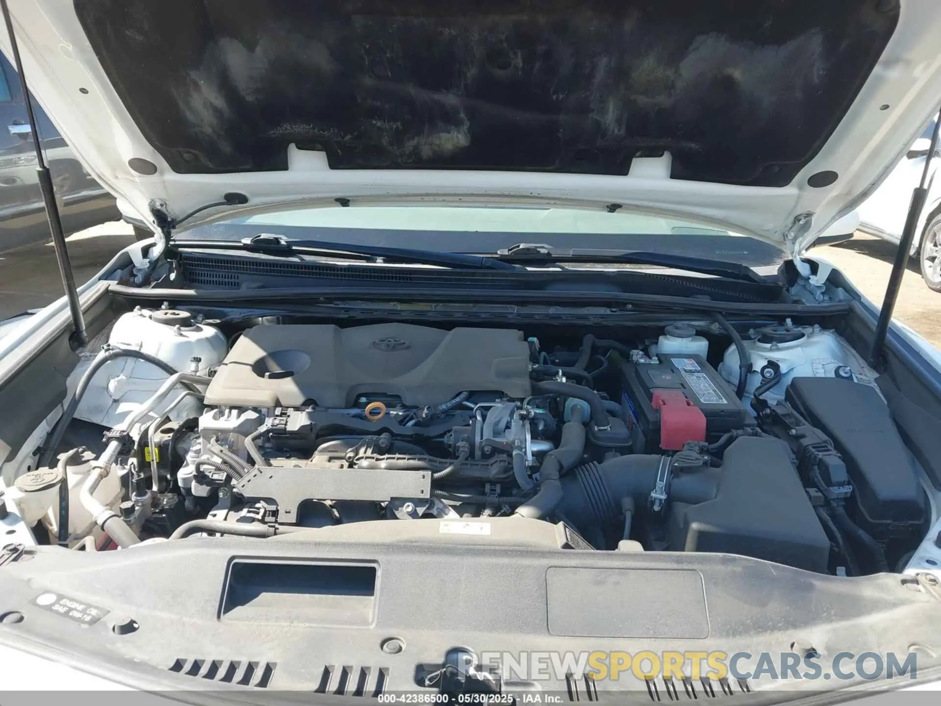 10 Photograph of a damaged car 4T1B11HK0KU204029 TOYOTA CAMRY 2019