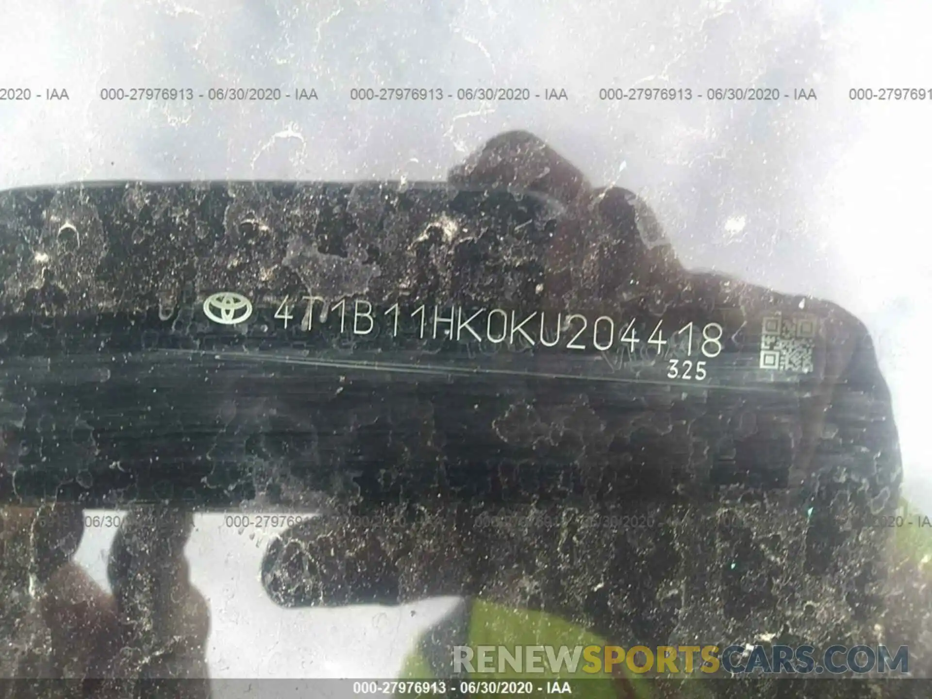 9 Photograph of a damaged car 4T1B11HK0KU204418 TOYOTA CAMRY 2019