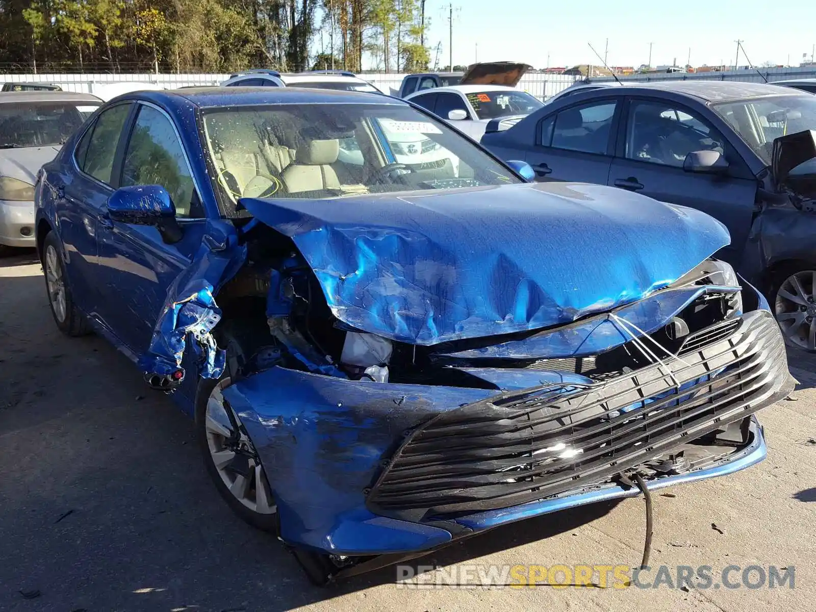 1 Photograph of a damaged car 4T1B11HK0KU208579 TOYOTA CAMRY 2019