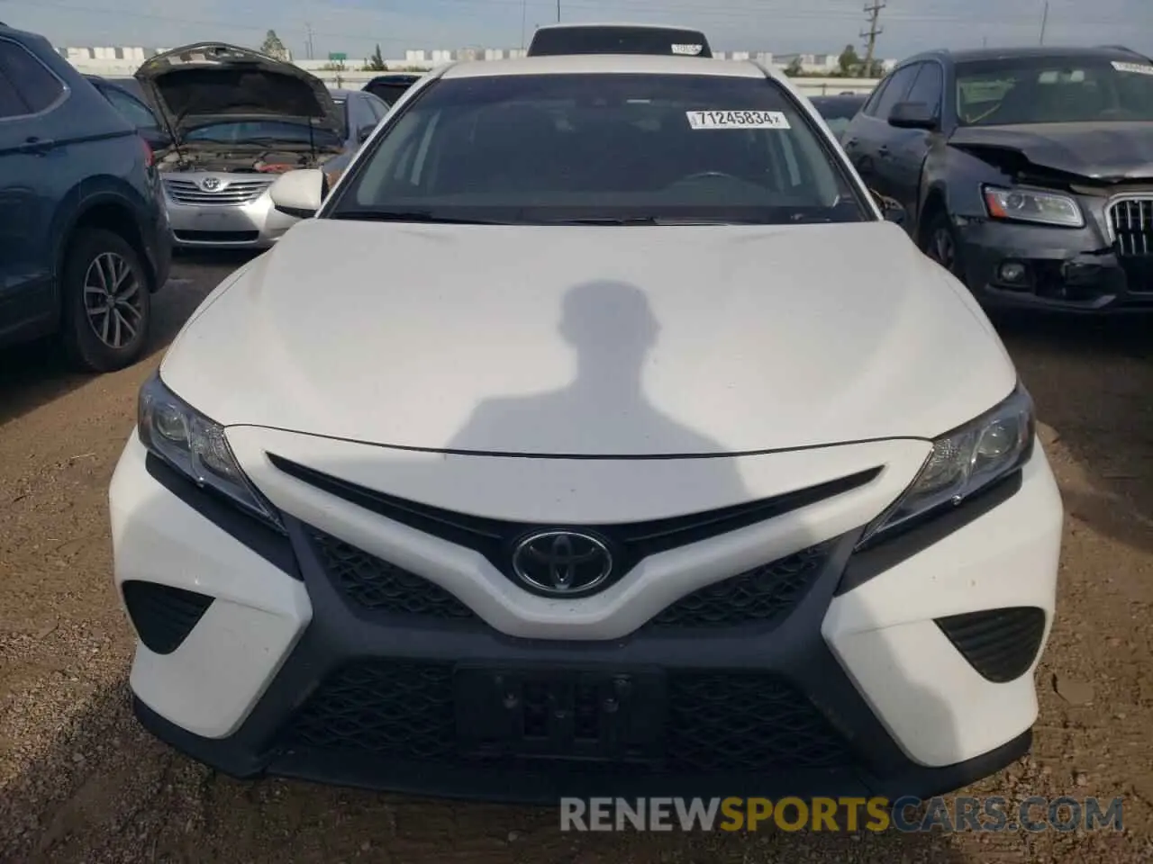 5 Photograph of a damaged car 4T1B11HK0KU208890 TOYOTA CAMRY 2019