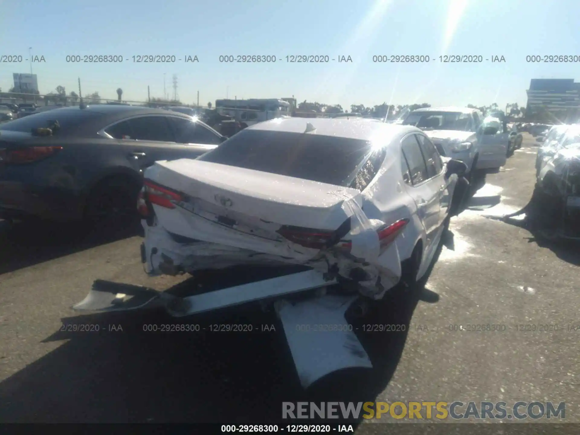 6 Photograph of a damaged car 4T1B11HK0KU209246 TOYOTA CAMRY 2019