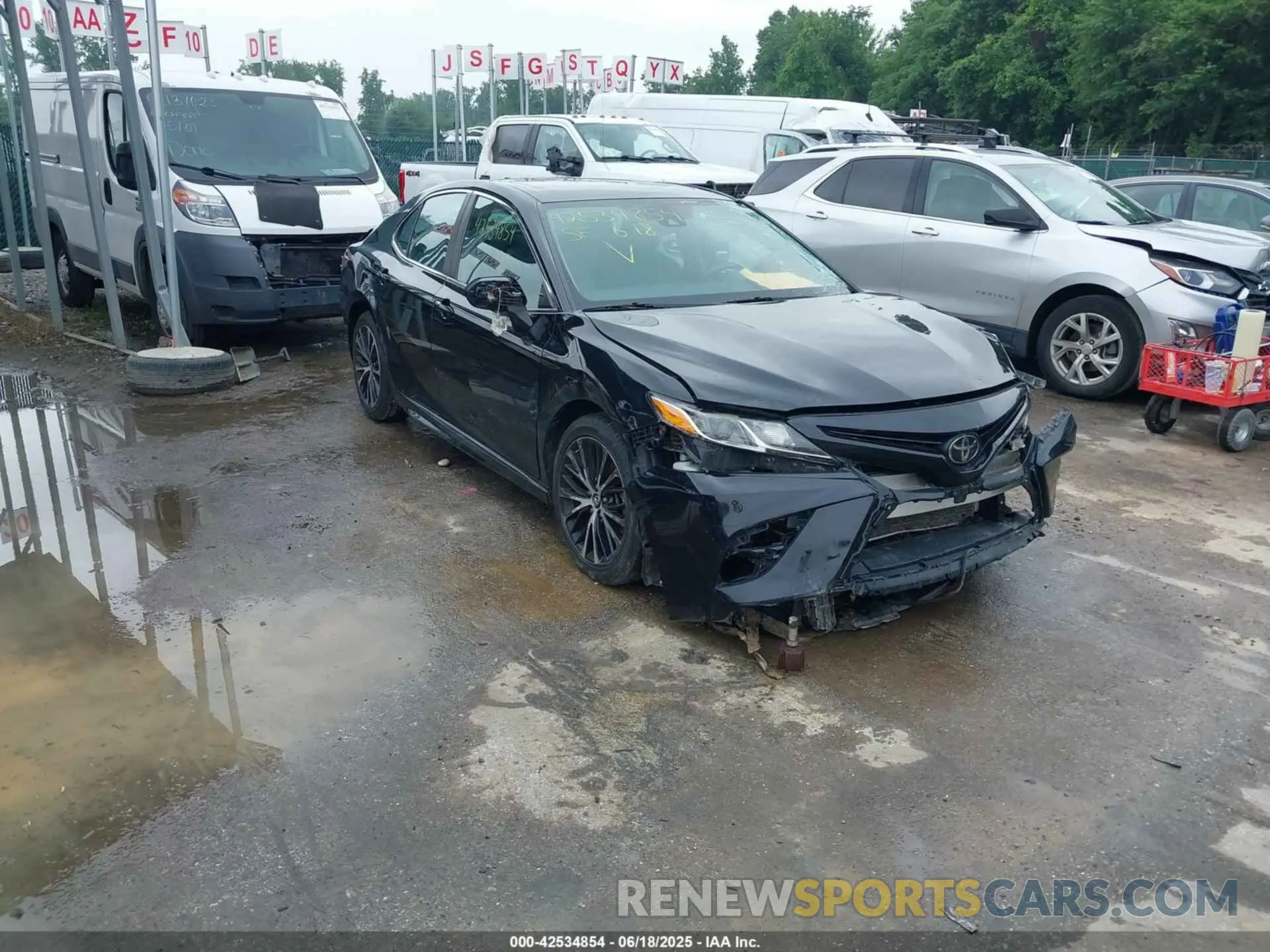 1 Photograph of a damaged car 4T1B11HK0KU211269 TOYOTA CAMRY 2019