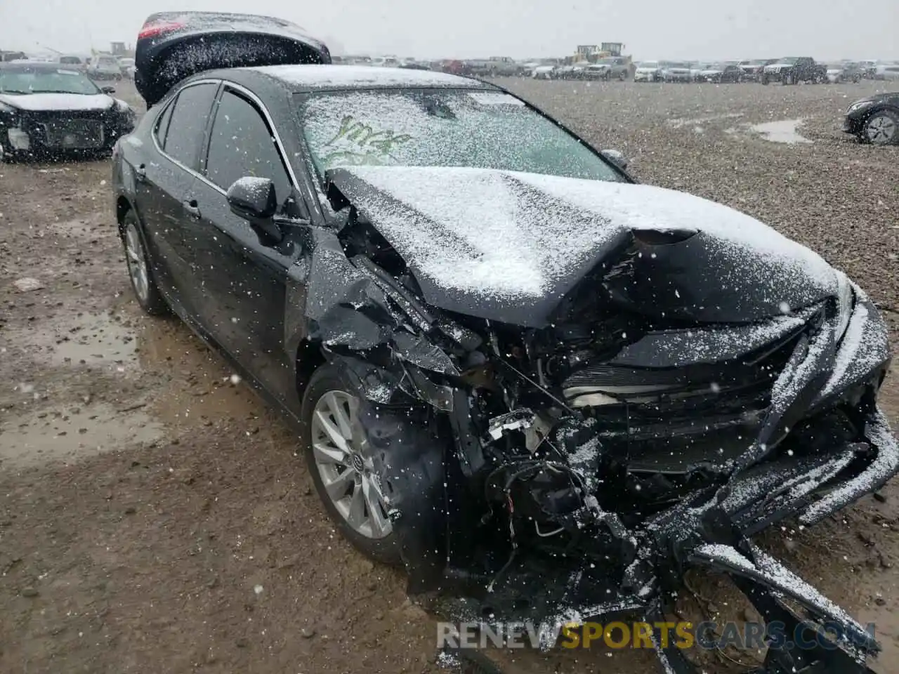 1 Photograph of a damaged car 4T1B11HK0KU212759 TOYOTA CAMRY 2019