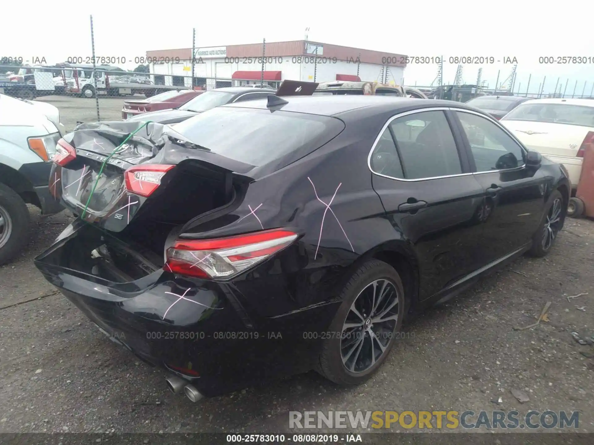 4 Photograph of a damaged car 4T1B11HK0KU217525 TOYOTA CAMRY 2019