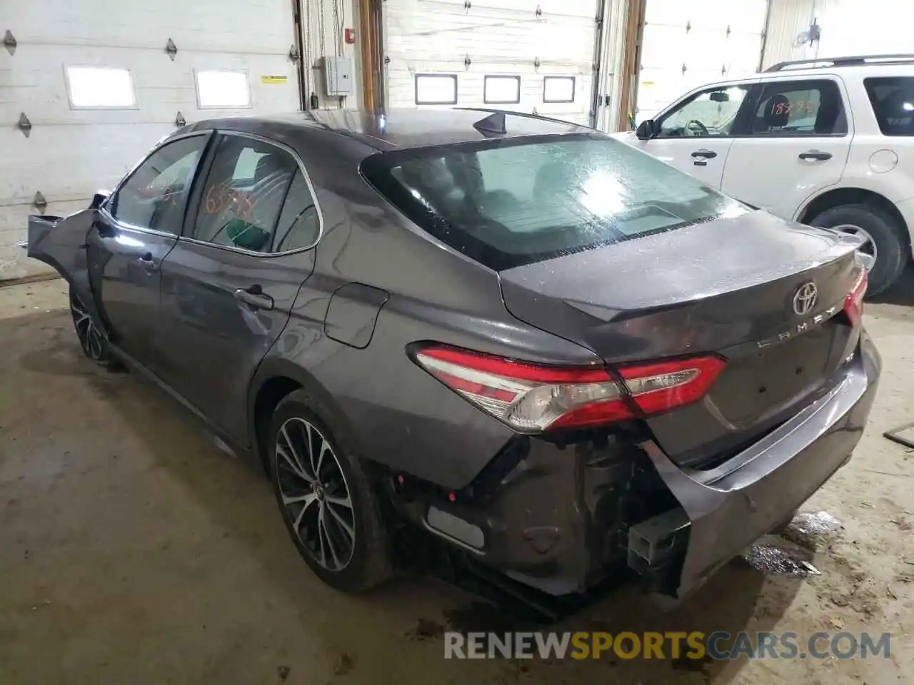 3 Photograph of a damaged car 4T1B11HK0KU229237 TOYOTA CAMRY 2019