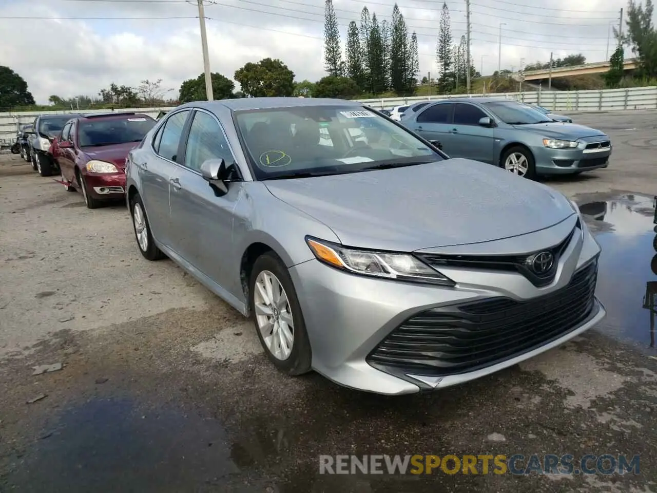 1 Photograph of a damaged car 4T1B11HK0KU230890 TOYOTA CAMRY 2019
