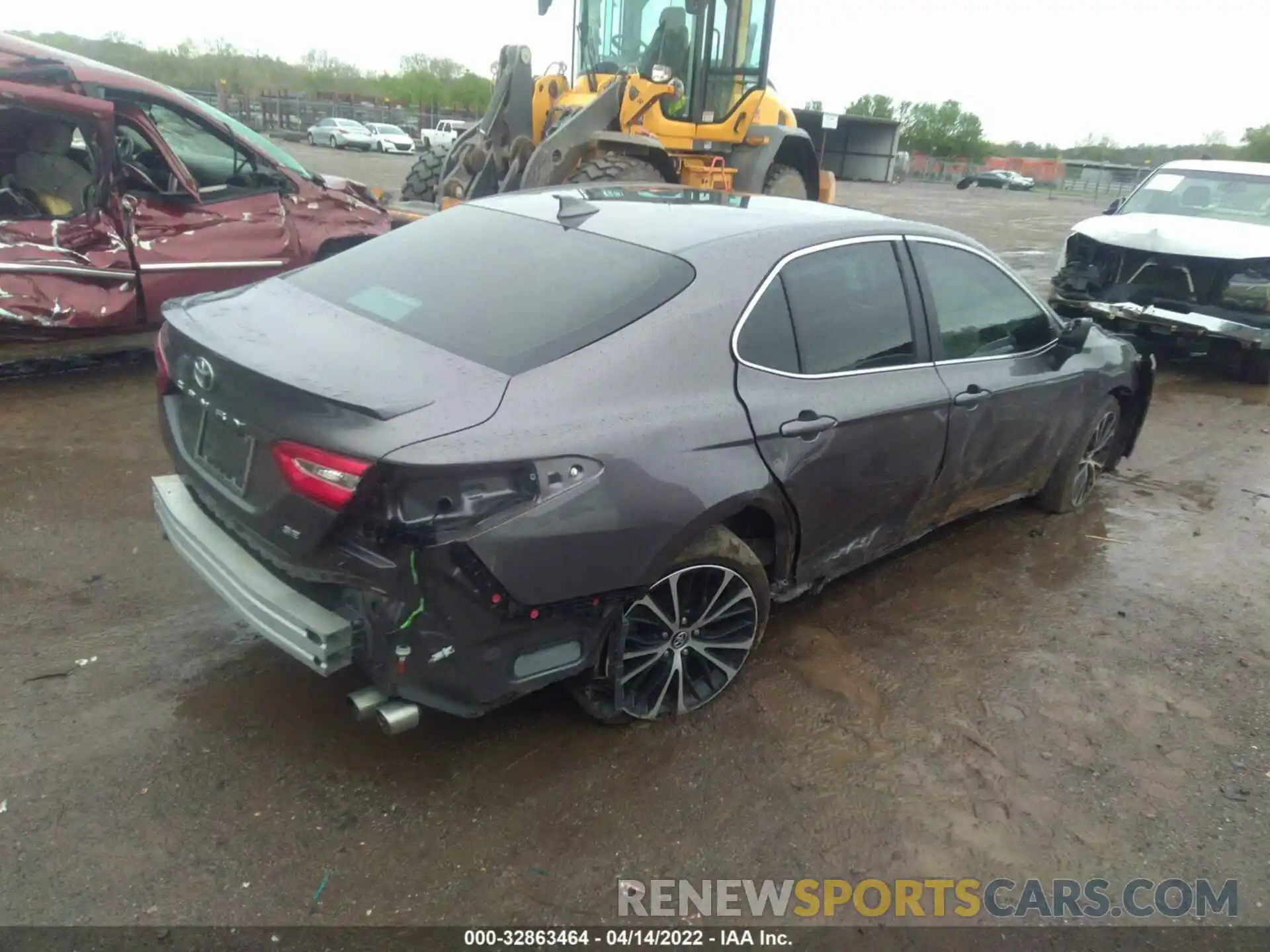 6 Photograph of a damaged car 4T1B11HK0KU231893 TOYOTA CAMRY 2019