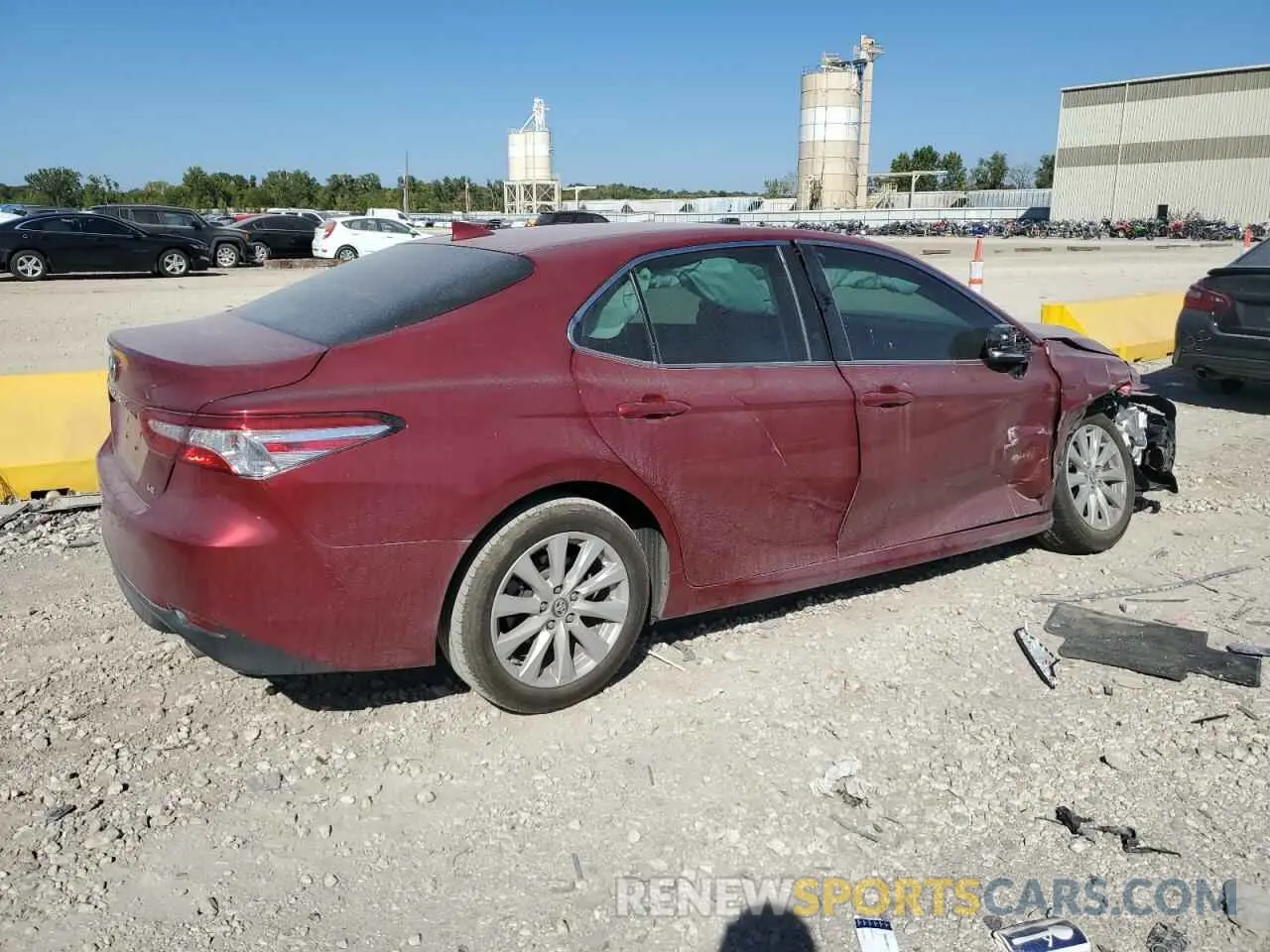 3 Photograph of a damaged car 4T1B11HK0KU234244 TOYOTA CAMRY 2019