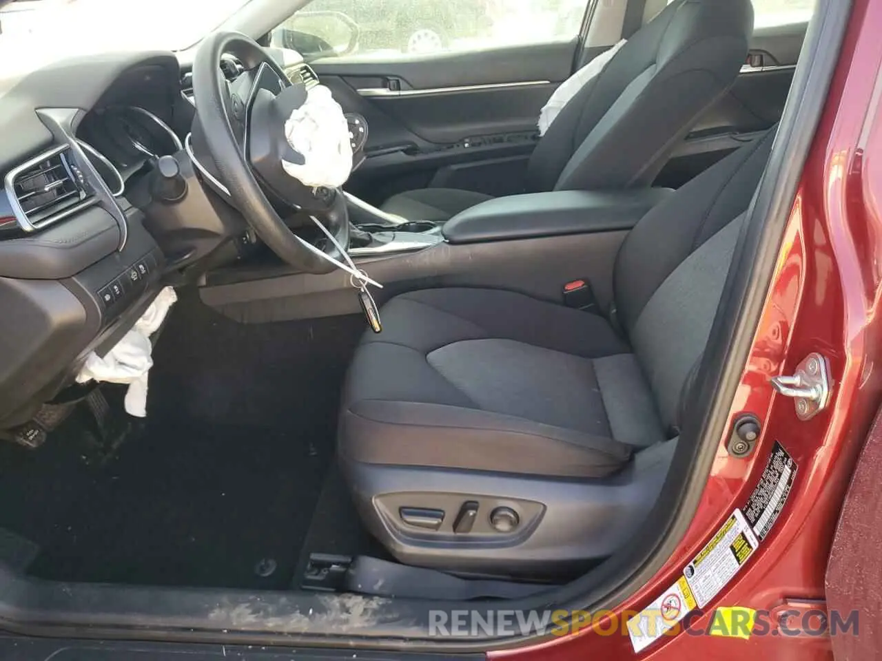 7 Photograph of a damaged car 4T1B11HK0KU234244 TOYOTA CAMRY 2019