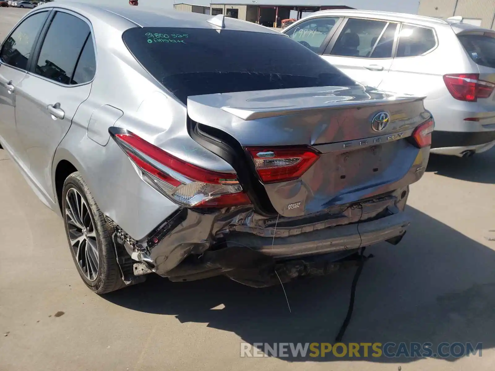 9 Photograph of a damaged car 4T1B11HK0KU234521 TOYOTA CAMRY 2019