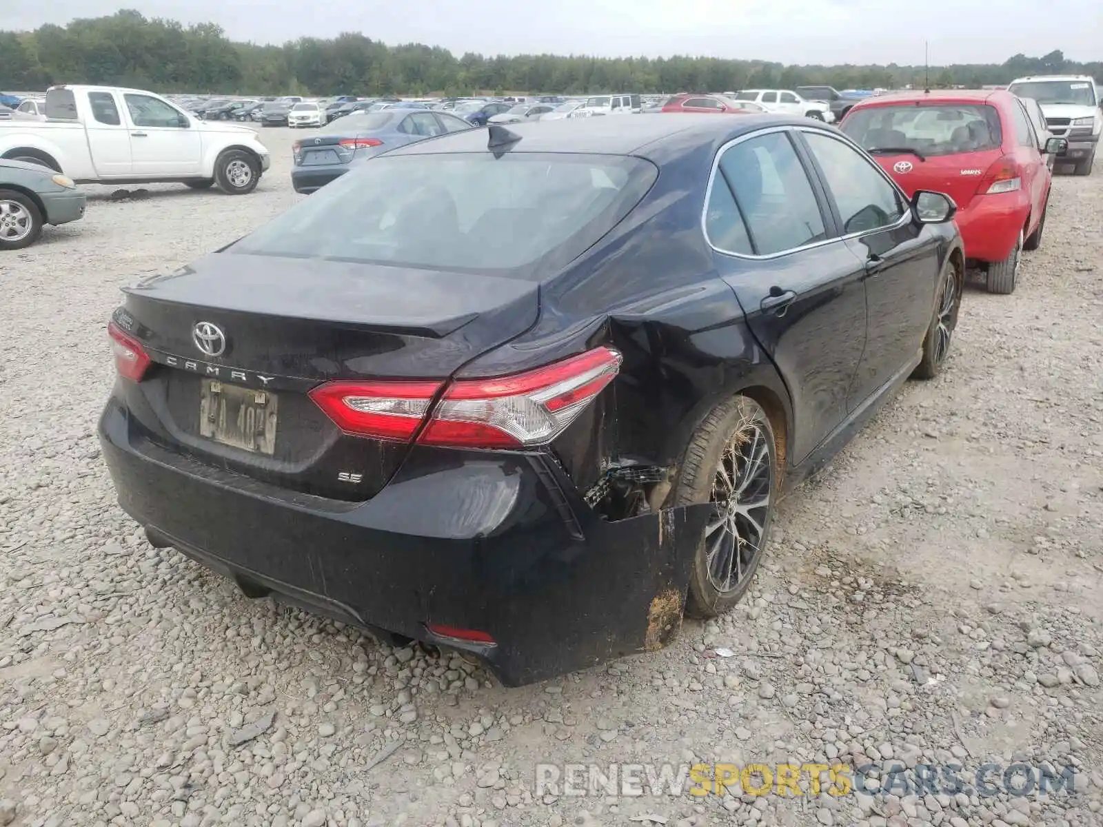 4 Photograph of a damaged car 4T1B11HK0KU236527 TOYOTA CAMRY 2019