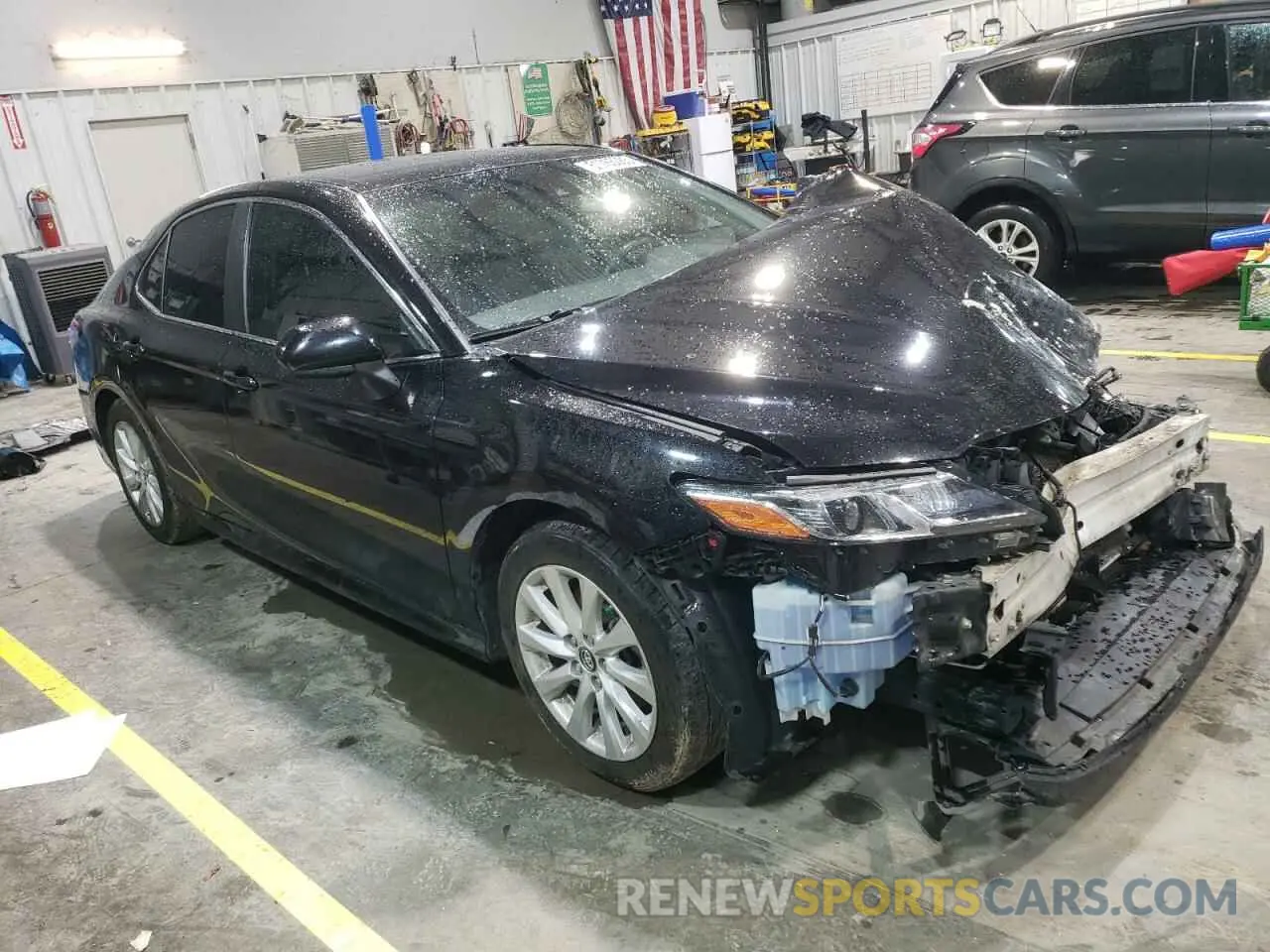 4 Photograph of a damaged car 4T1B11HK0KU237080 TOYOTA CAMRY 2019