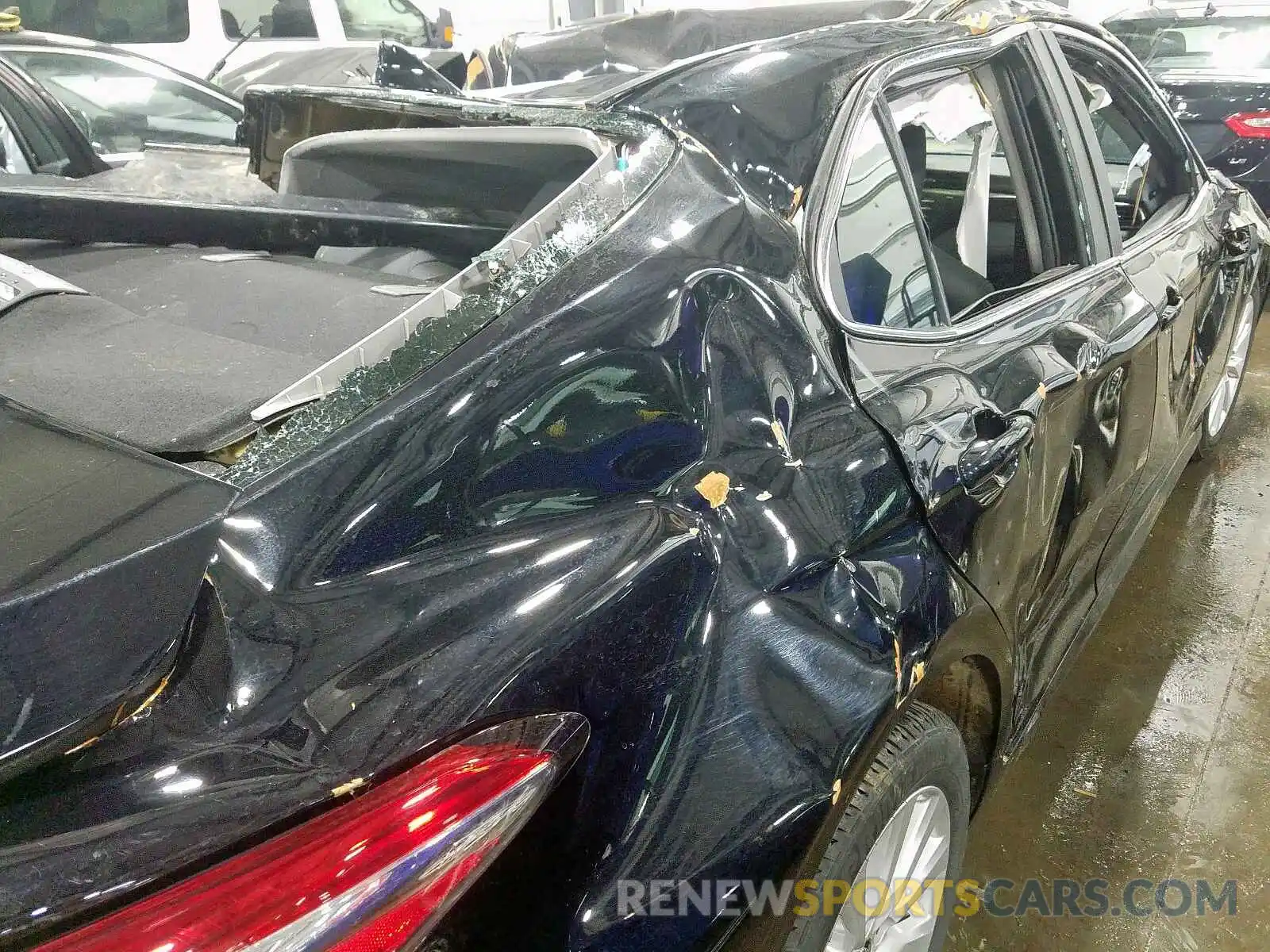 9 Photograph of a damaged car 4T1B11HK0KU238715 TOYOTA CAMRY 2019