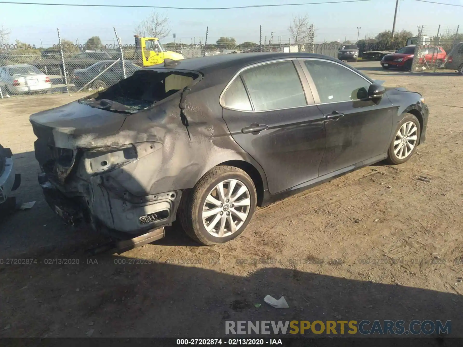 4 Photograph of a damaged car 4T1B11HK0KU241257 TOYOTA CAMRY 2019