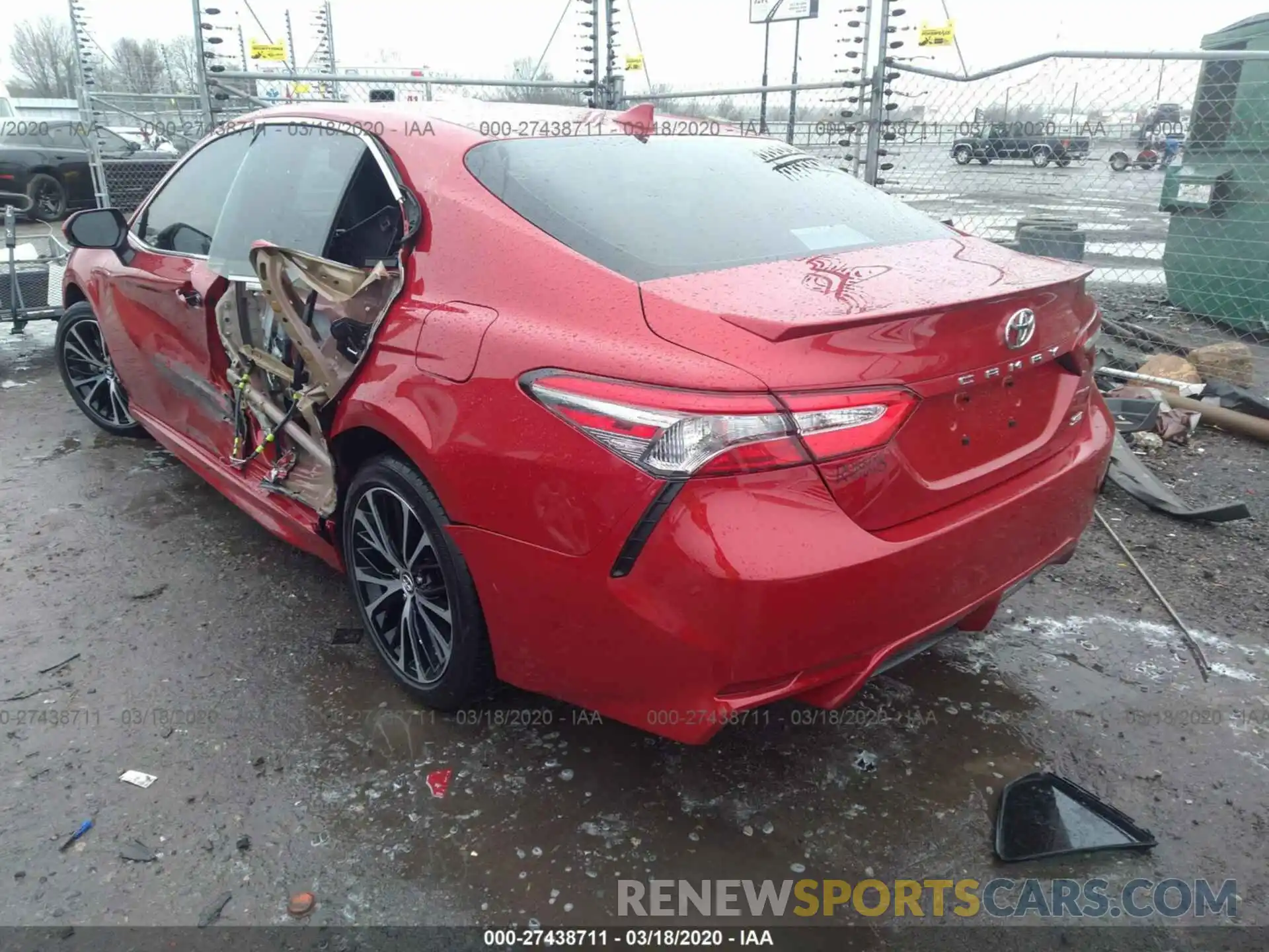 3 Photograph of a damaged car 4T1B11HK0KU241677 TOYOTA CAMRY 2019