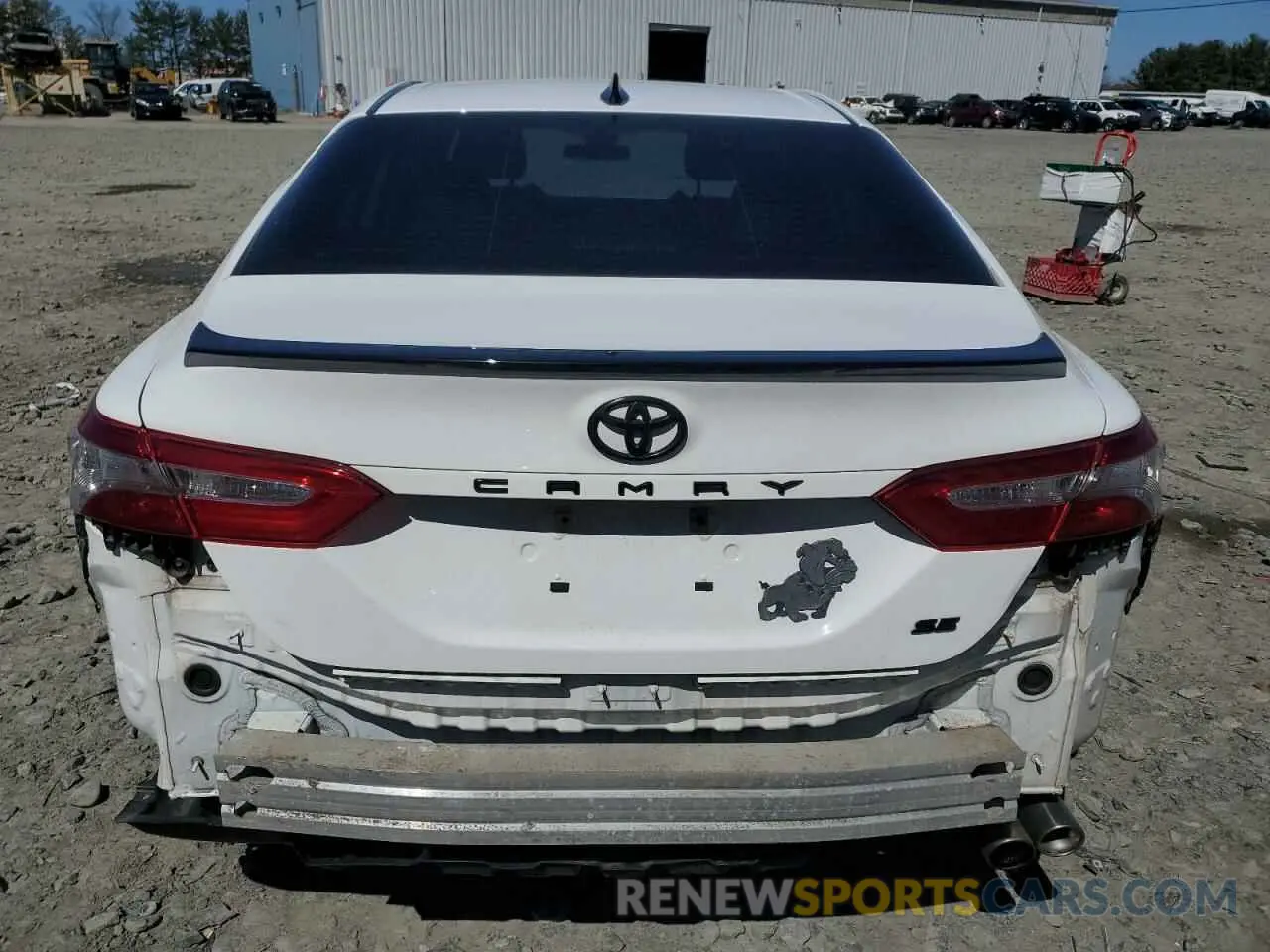 6 Photograph of a damaged car 4T1B11HK0KU247513 TOYOTA CAMRY 2019