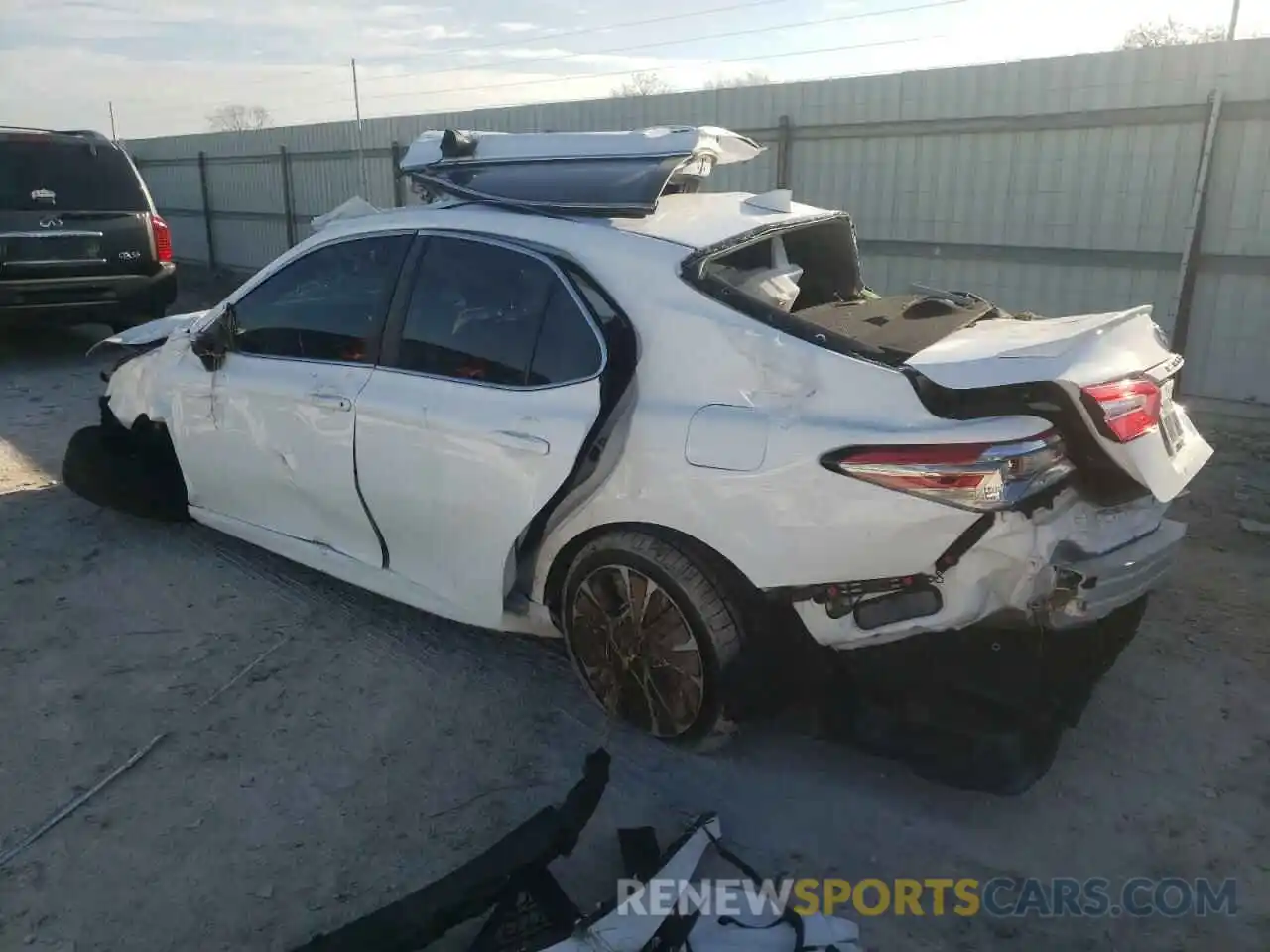 2 Photograph of a damaged car 4T1B11HK0KU250752 TOYOTA CAMRY 2019