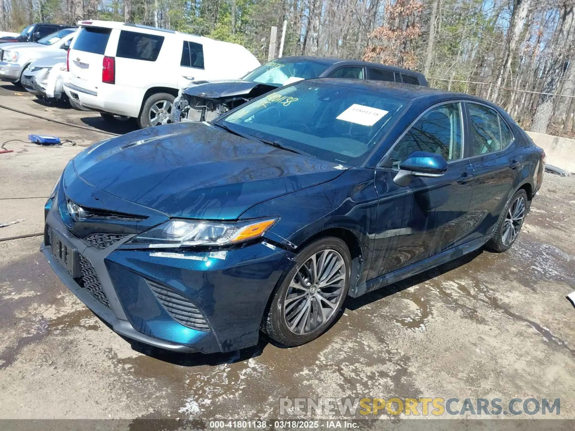 2 Photograph of a damaged car 4T1B11HK0KU250802 TOYOTA CAMRY 2019