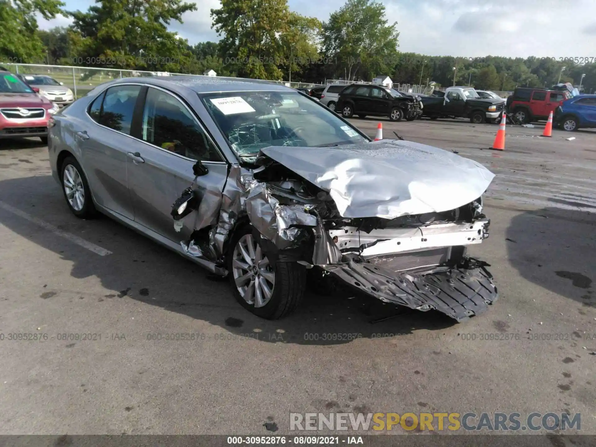 1 Photograph of a damaged car 4T1B11HK0KU252565 TOYOTA CAMRY 2019