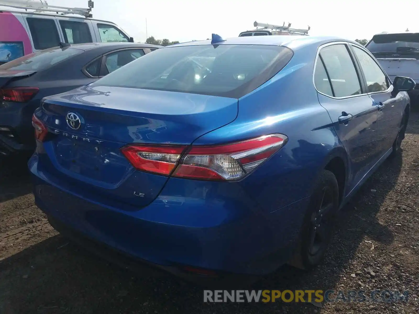 4 Photograph of a damaged car 4T1B11HK0KU253067 TOYOTA CAMRY 2019