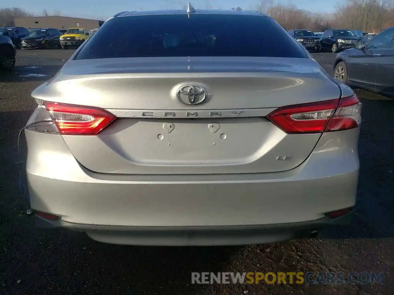 6 Photograph of a damaged car 4T1B11HK0KU253893 TOYOTA CAMRY 2019