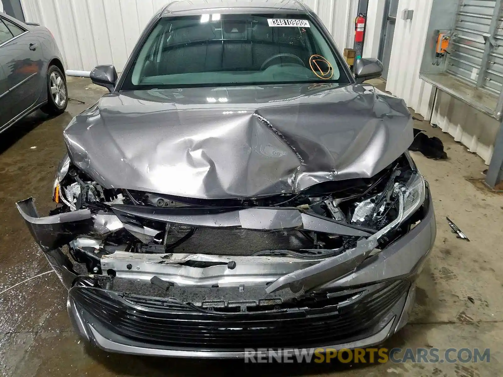 9 Photograph of a damaged car 4T1B11HK0KU255918 TOYOTA CAMRY 2019