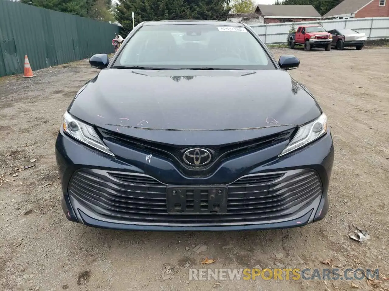 5 Photograph of a damaged car 4T1B11HK0KU256311 TOYOTA CAMRY 2019