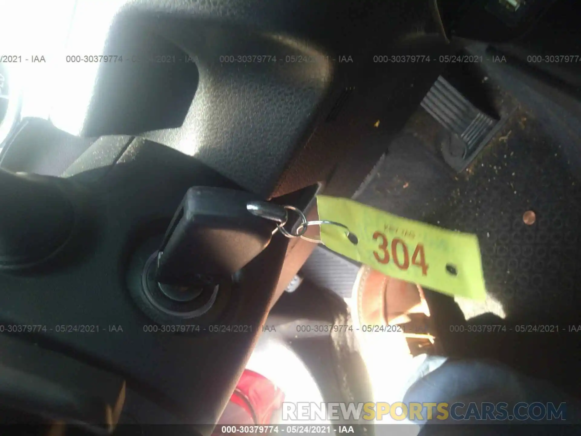 11 Photograph of a damaged car 4T1B11HK0KU258155 TOYOTA CAMRY 2019