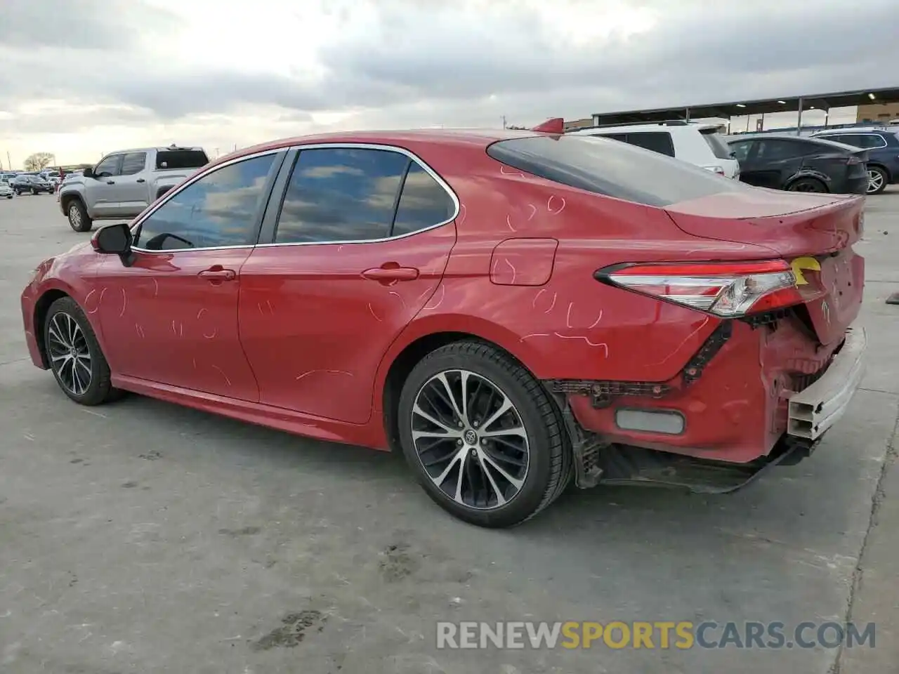 2 Photograph of a damaged car 4T1B11HK0KU260648 TOYOTA CAMRY 2019