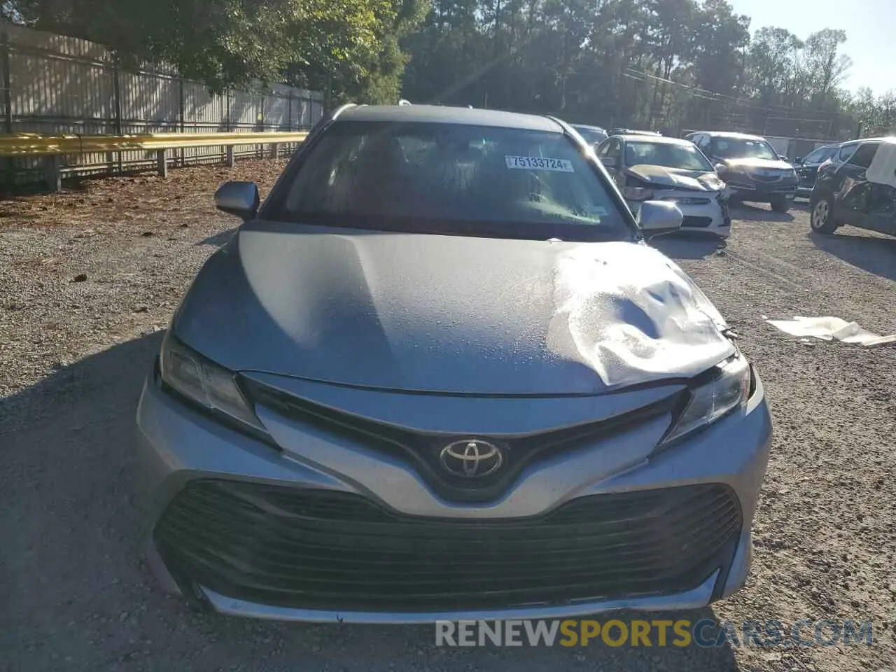 5 Photograph of a damaged car 4T1B11HK0KU260729 TOYOTA CAMRY 2019