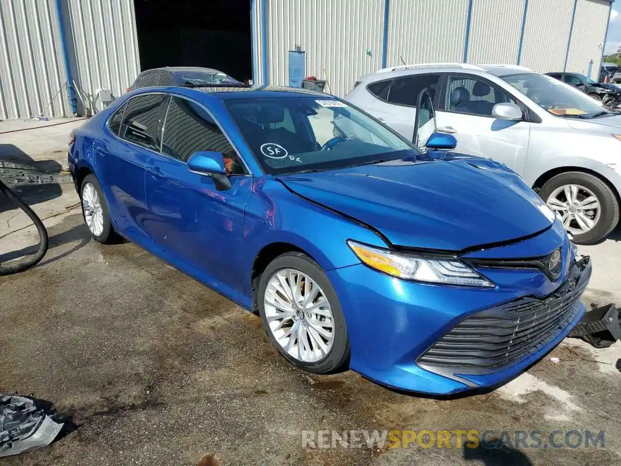 1 Photograph of a damaged car 4T1B11HK0KU261511 TOYOTA CAMRY 2019