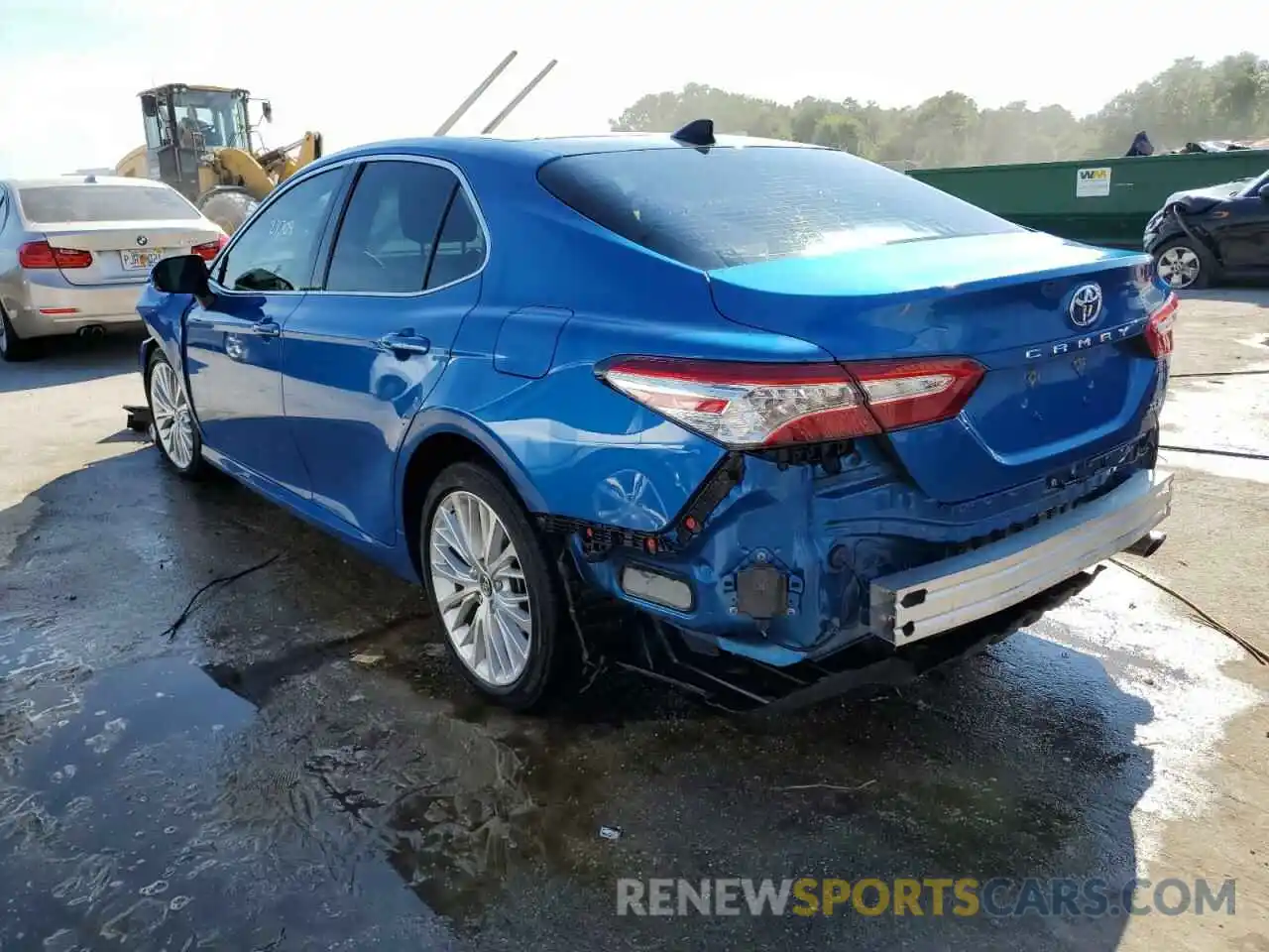 3 Photograph of a damaged car 4T1B11HK0KU261511 TOYOTA CAMRY 2019