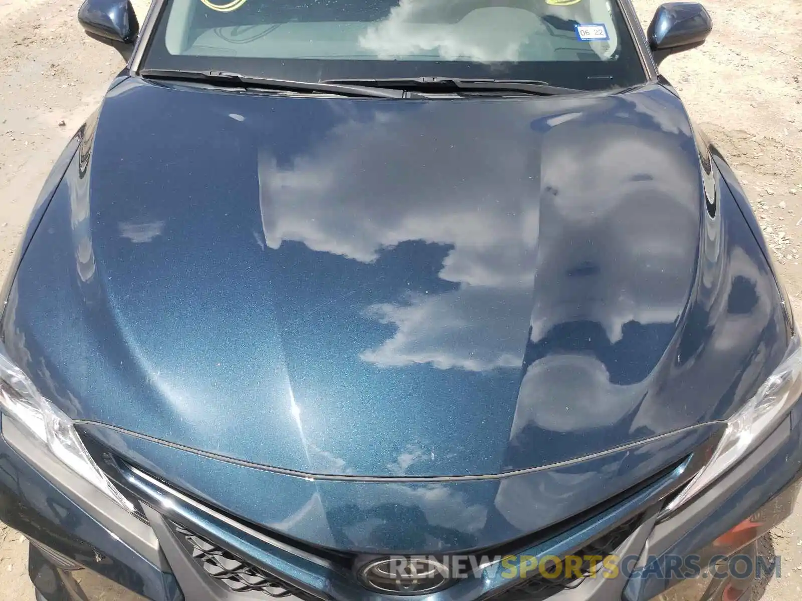 7 Photograph of a damaged car 4T1B11HK0KU262299 TOYOTA CAMRY 2019