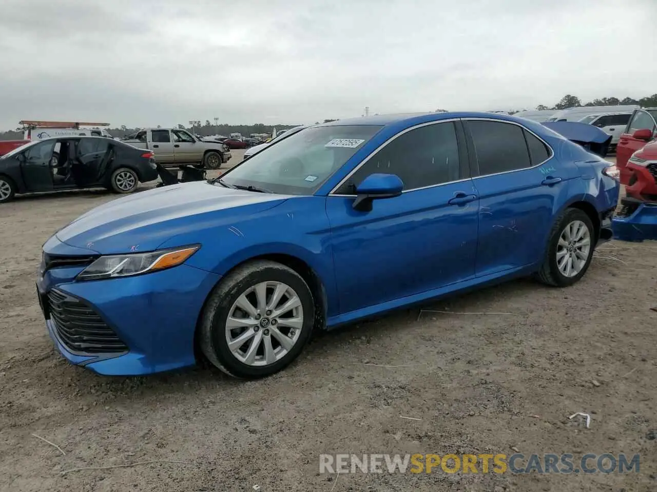 1 Photograph of a damaged car 4T1B11HK0KU263680 TOYOTA CAMRY 2019