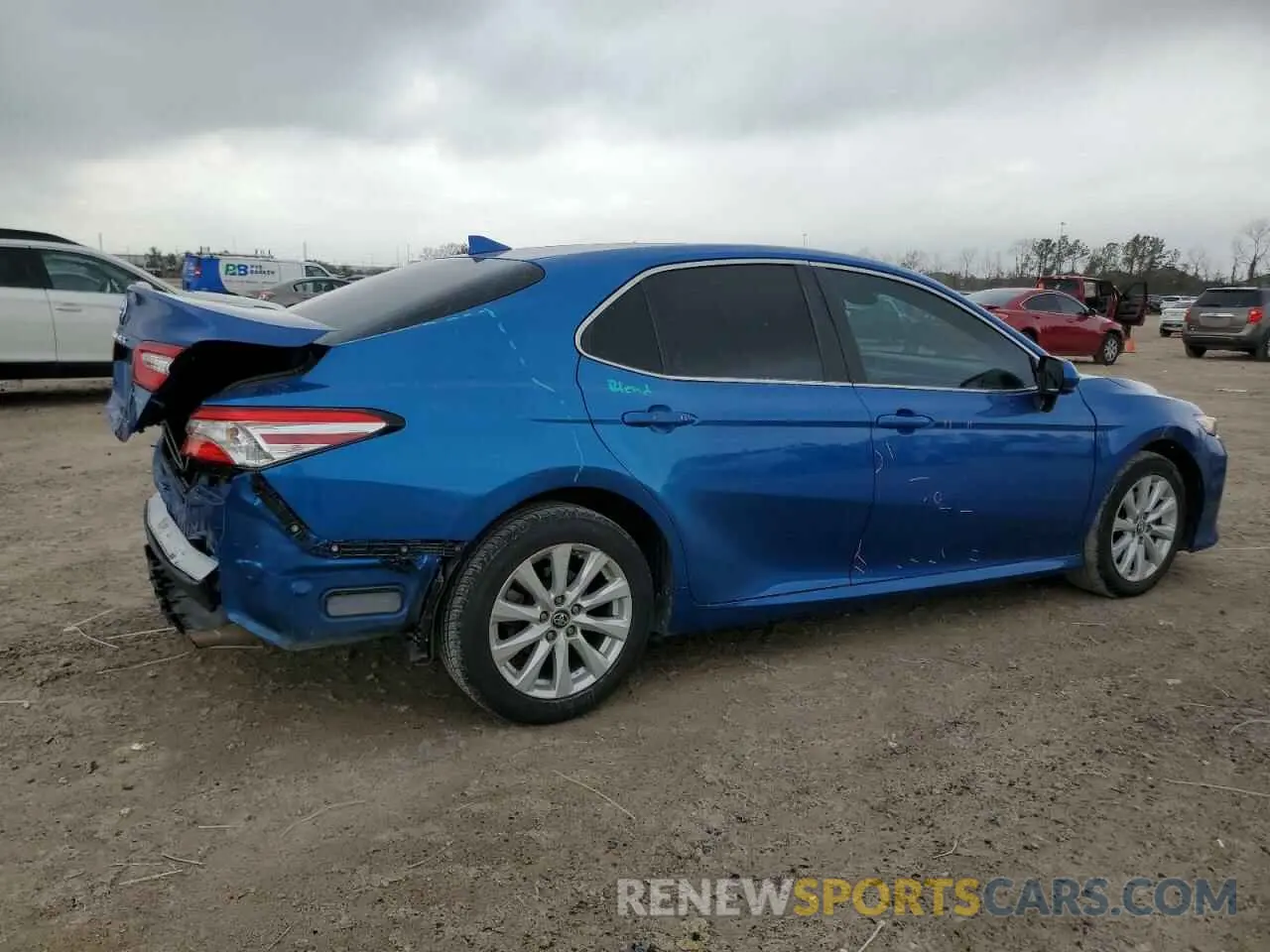 3 Photograph of a damaged car 4T1B11HK0KU263680 TOYOTA CAMRY 2019