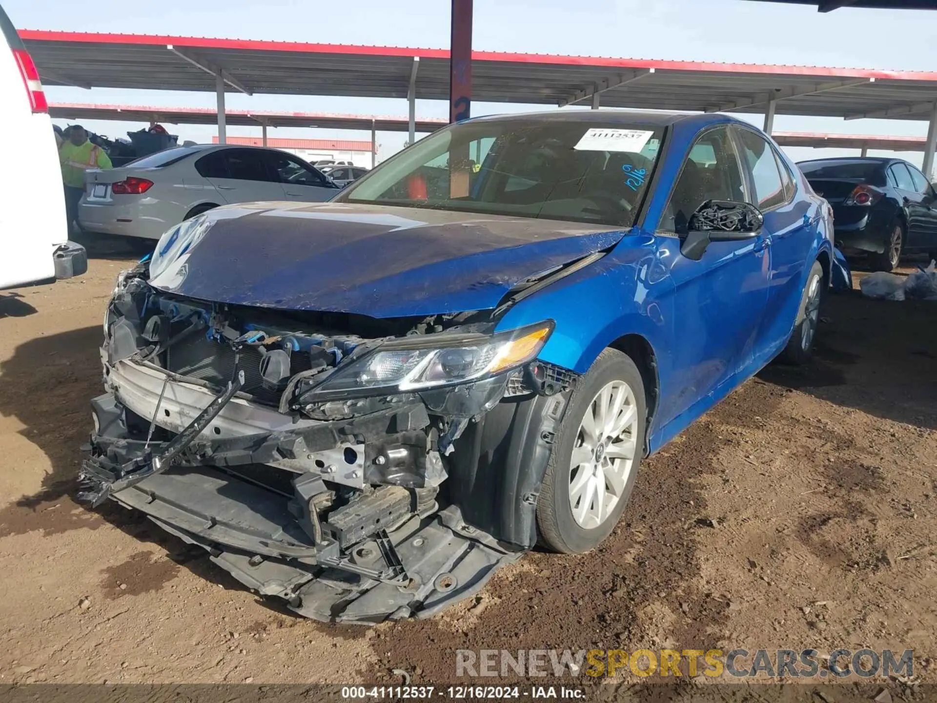 2 Photograph of a damaged car 4T1B11HK0KU264294 TOYOTA CAMRY 2019